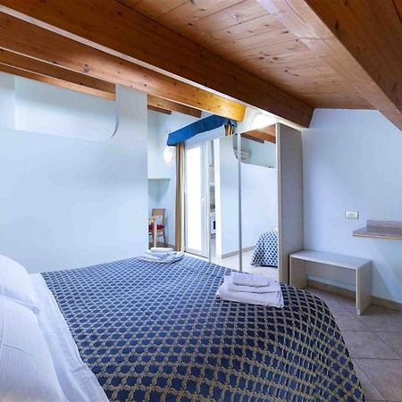 Aparthotel Residenza Melucci Rimini Esterno foto