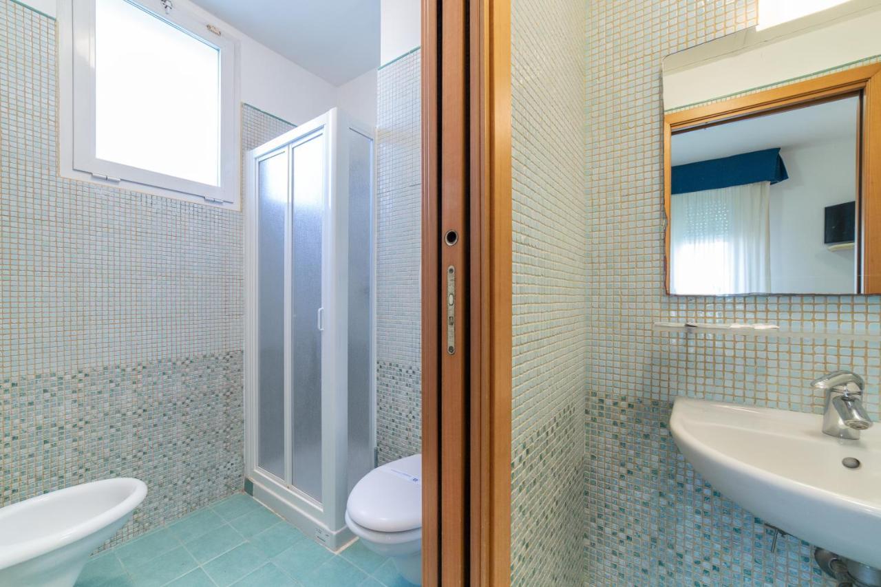 Aparthotel Residenza Melucci Rimini Esterno foto